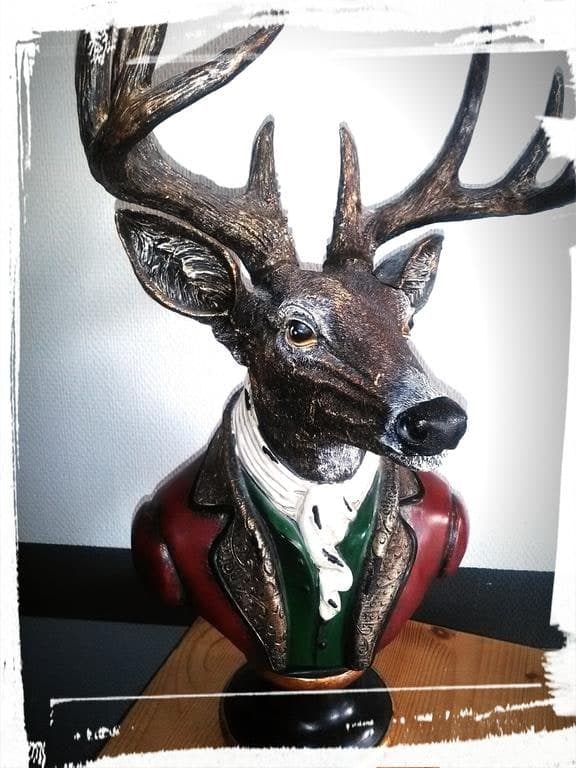 Front desk details